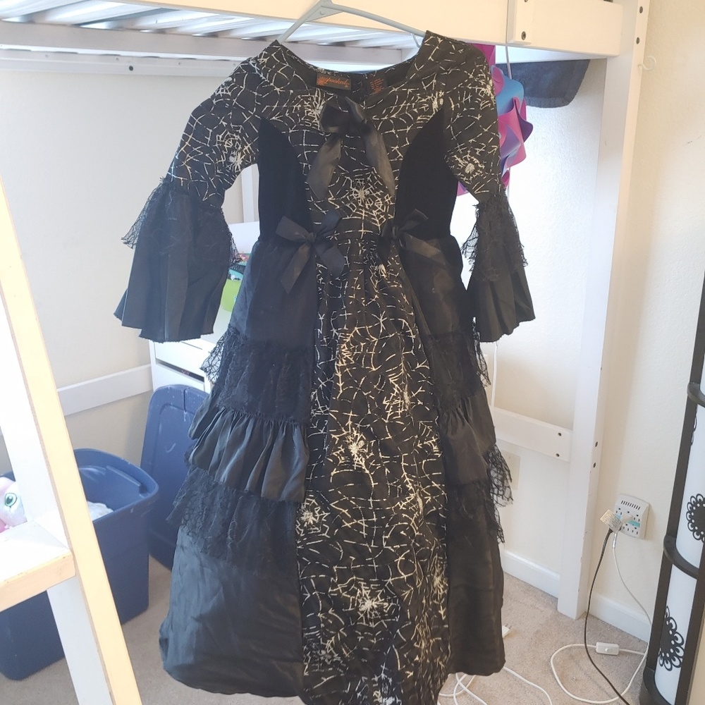 Girls witch dress